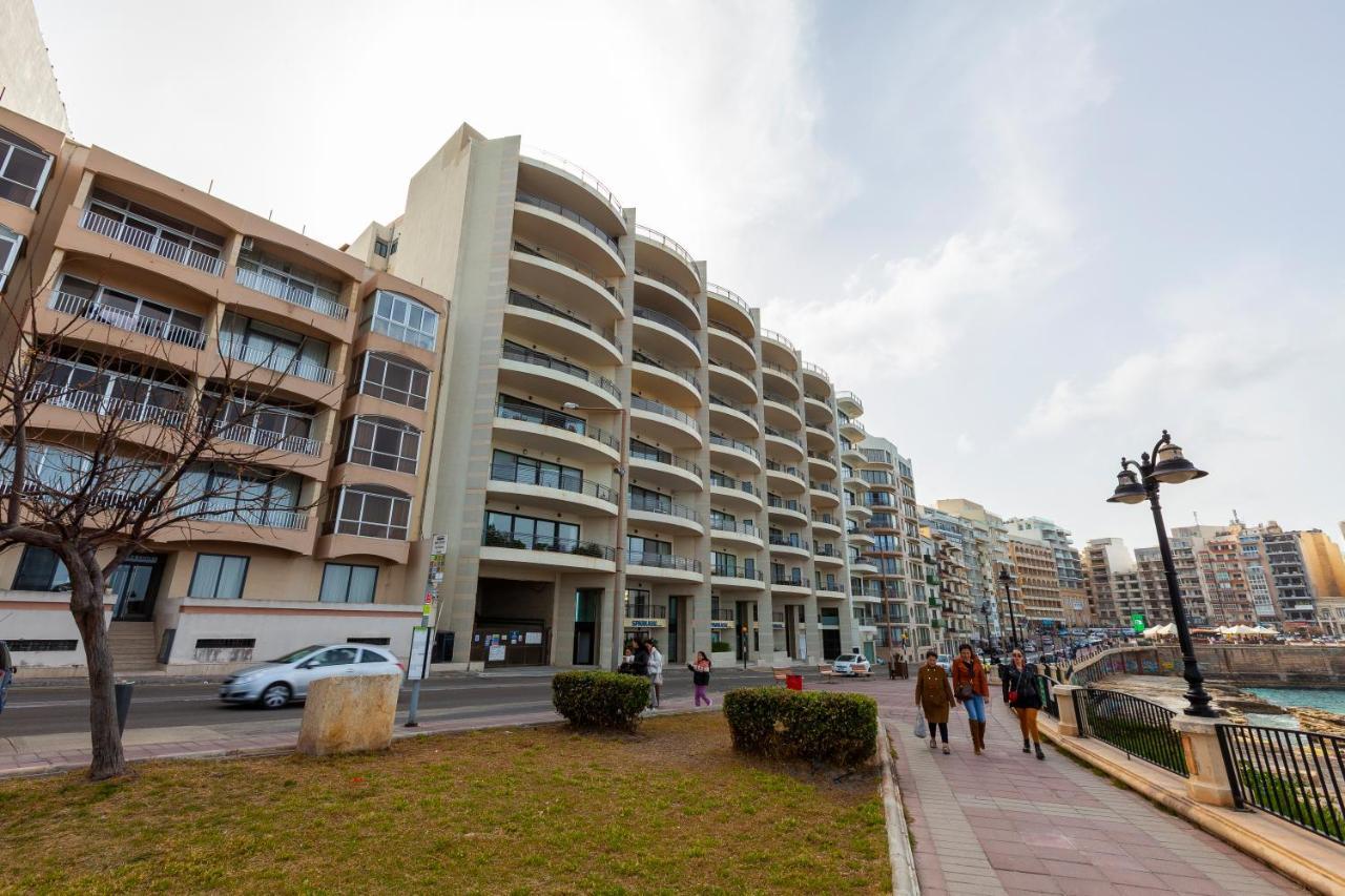 Spacious Seafront Apt With Living, Sofa, Wifi & Ac By 360 Estates スリーマ エクステリア 写真