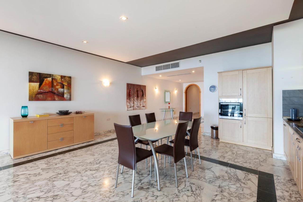 Spacious Seafront Apt With Living, Sofa, Wifi & Ac By 360 Estates スリーマ エクステリア 写真